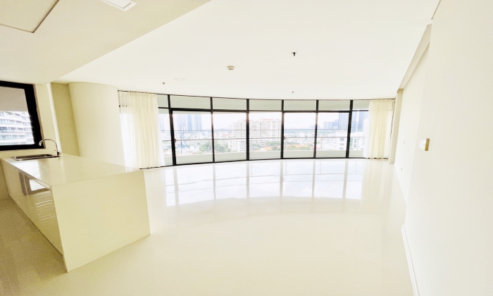 Unfurnished 3Beds City Garden Apartment For Rent HCM