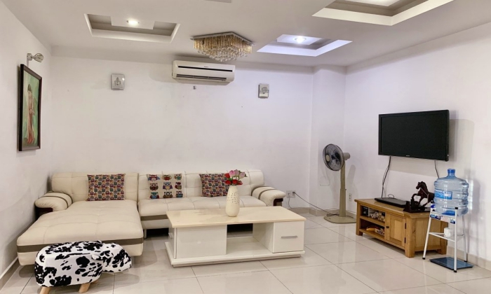 Nice 02 Beds Apartment For Rent Le Lai St District HCM