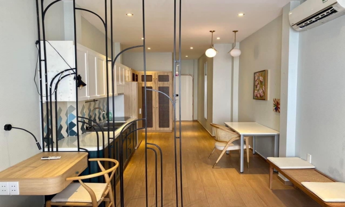 Good Studio Apartment For Rent in Nam Ky Khoi Nghia District 3 HCMC