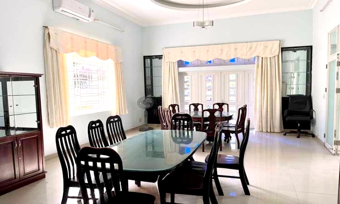 Nice Villa For Rent in 188 Nguyen Van Huong Thao Dien District 2 HCM