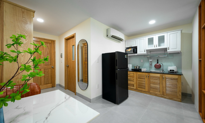 Big Windows One Bedroom Apartment For Rent in Vo Thi Sau Street Dakao District 1 HCM