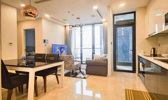 Good Quality Apartment For Rent in Vinhome Golden River HCM