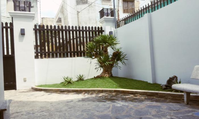 One Bedroom Serviced Apartment With Stunning Balcony in District 1 HCMC