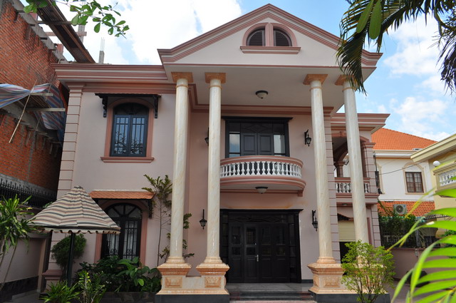 Big Garden Villa For Rent in Thao Dien District 2 HCMC