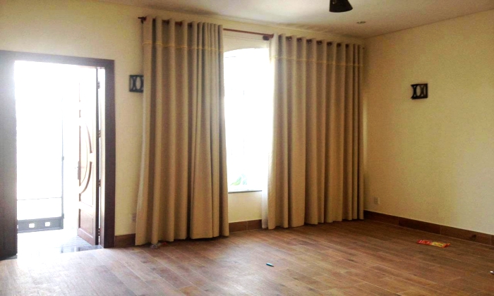 Nice House With Many Bedrooms For Rent in District 2 Ho Chi Minh City
