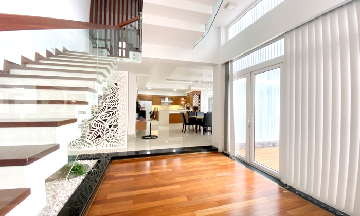 Super Modern Three Bedroom Villa For Rent in Road 43 Thao Dien Thu Duc City 